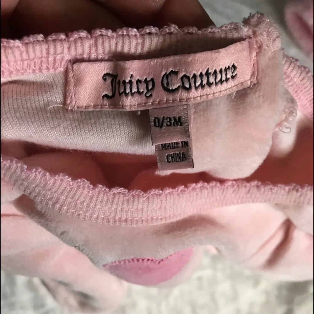 JUICY COUTURE One Piece YOUNG Hearts Sweater 0-3M